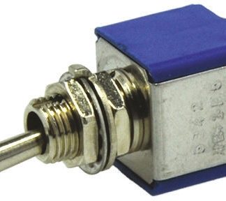Interruttore a levetta No (On)-Off-(On) DPST con terminali PC Terminal