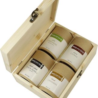 Seeds and Hands Whole Spices Eco-Friendly Gift Box Black Pepper, Cardamom, Cloves, Cinnamon