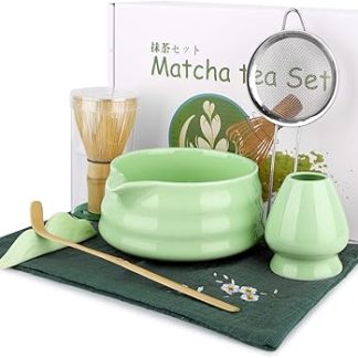 7-Piece Matcha Tea Set – Japanese Matcha Kit with Ceramic Bowl, Bamboo Whisk & Holder, Scoop & Rest, Sifter, and Tea Towel – Gift for Matcha Lovers (Light Green)